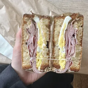 Breakfast egg sandwich