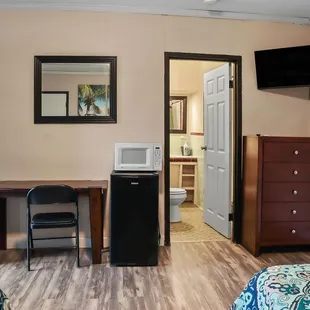 2 bed motel room