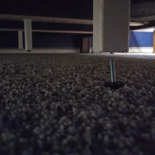 screw to adjust support foot (screw has a 1/2 inch of air space1)