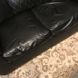 Shows poor quality of cushions.