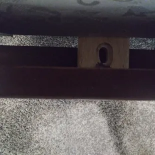 slat not attached to bed frame