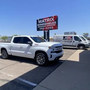 2023 Chevrolet Silverado front windshield replacement with Calibration