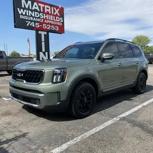 Ceramic tint complete with Uv kit on 2023 Kia  Telluride with  lifetime warranty