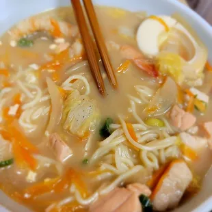 Seafood Ramen to -go .