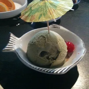 Green tea ice cream