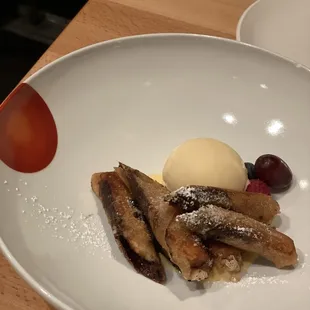 Chocolate Banana Spring Rolls