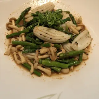 Squid Pasta in Light Garlic Sauce