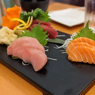 9-piece sashimi