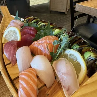 Sushi &amp; Sashimi platter