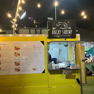 a food truck at night