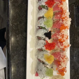 Caviar Rainbow Roll*