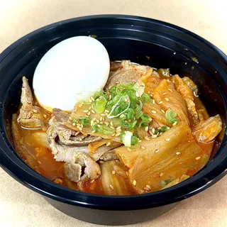Kimchi pork stew