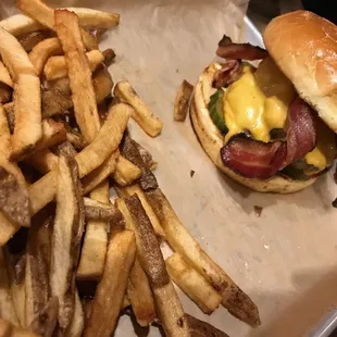 Bacon Cheeseburger