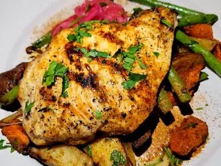 Gilligan's On The Green