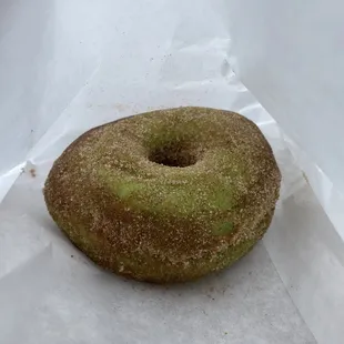Five spice cinnamon pandan donut