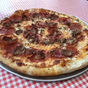 Molto Meat Pizza