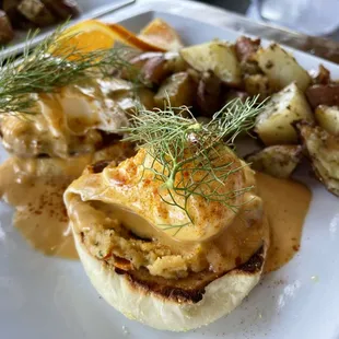 Crab Benedict