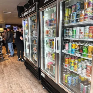 So many craft beers!!