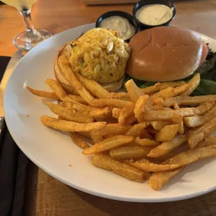 Crab cake, Fries and a Margarita.