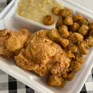 Fried chicken, fried okra and Cream Corn @tiffhuangry