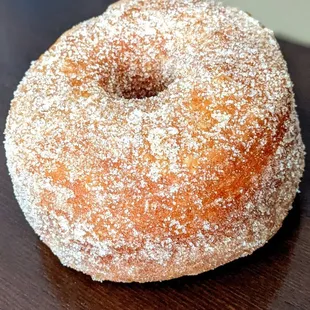 Cronut from Honeybear Bake Shop | Instagram: @telephonesmoothie