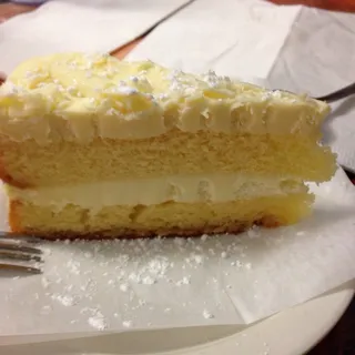 Limoncello Cake