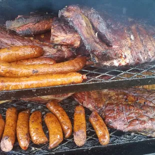 BBQ Ribs and hot links