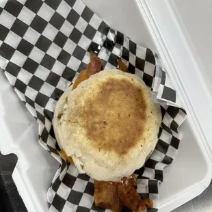 Breakfast English muffin