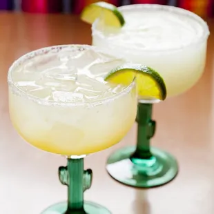 oysters and mussels, drink