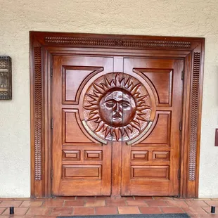 Front doors ~ sooo pretty