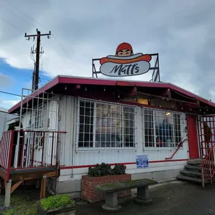 the front of the restaurant