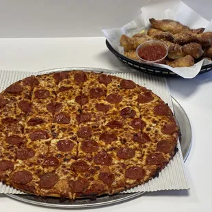 Bread Twists and Pizza make the perfect dinner combo