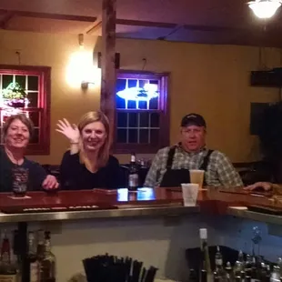 Great food and fun always at Maucieri's!!! Live them