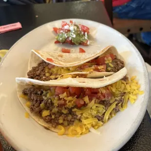 Lunch special: soft taco plate