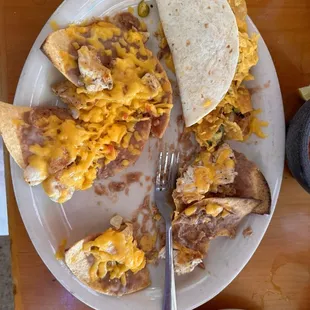 Chicken fajita nachos