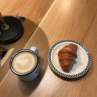 cinnamon honey latte and croissant