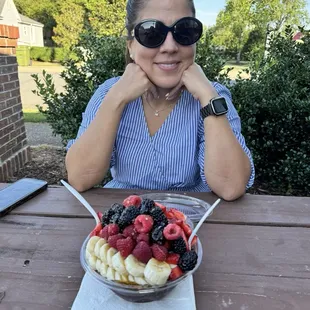 Wifey enjoying our açaí bowl on Saturday evening date