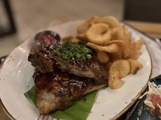 Tikis Grill & Bar