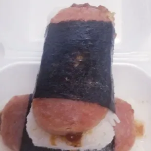Top view of the Spam musubi w/Teriyaki sauce