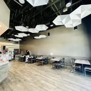 sushi and sashimi, interior