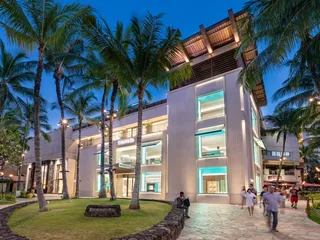 Royal Hawaiian Center