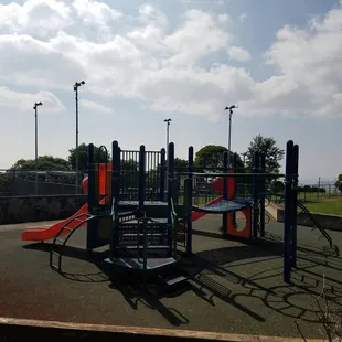 Playground for the mini's  (no I did not make them walk up from Waialae )