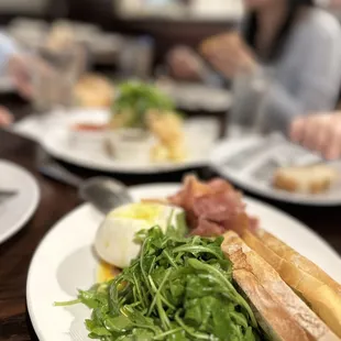 Maurizio's