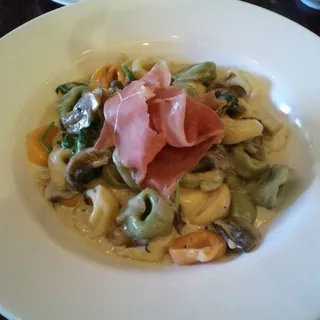 Tortellini Con Prosciutto