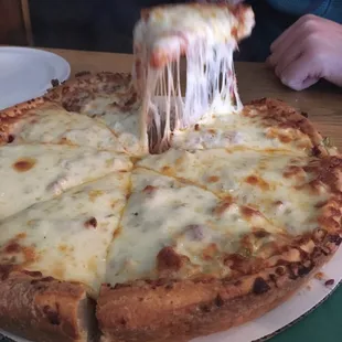 So cheesy and great toppings!