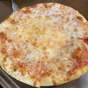 Children&apos;s cheese pizza