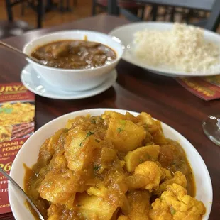 Aloo Ghobi potatoes and cauliflower