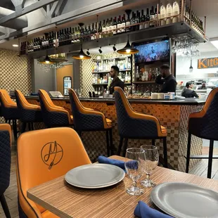 donuts, interior