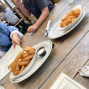 Onion Rings and Maverick&apos;s Tot&apos;s