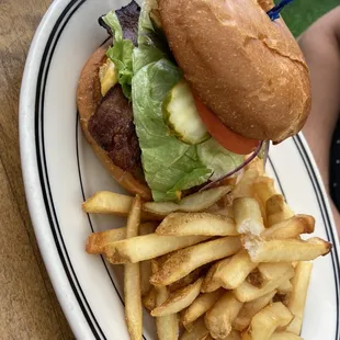 Maverick 's Classic Hamburger